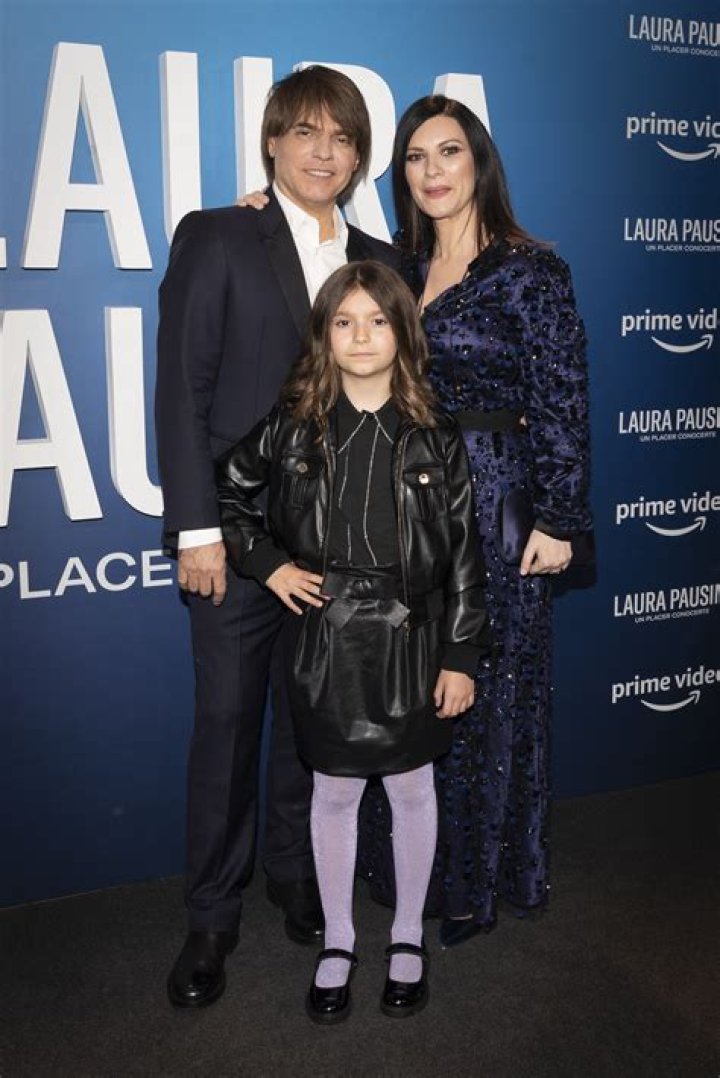 Insider Scoop On Laura Pausini And Paolo Carta's Relationship