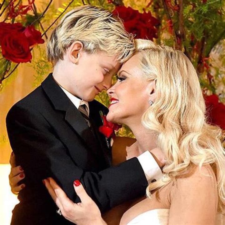 The Father Of Jenny McCarthy's Sons: An Unraveling Tale